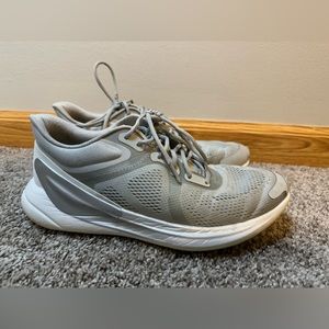 Lululemon Athletica Women’s BlissFeel Run. Size 10.5